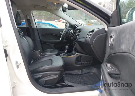 2019 Jeep Compass Altitude Fwd from USA, damaged, VIN 3C4NJCBB3KT743387